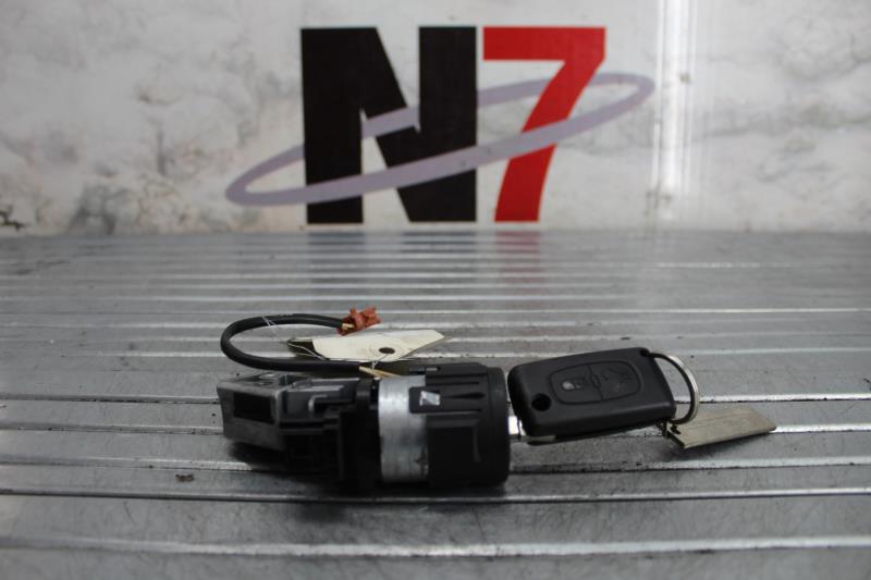 Neiman PEUGEOT 207 Essence - 1