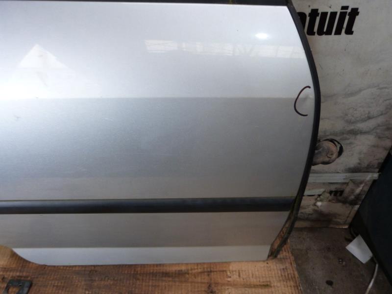Portiera posteriore destra PEUGEOT 407 PHASE 1 BREAK Diésel - 1