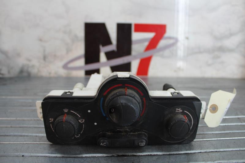 Commande chauffage RENAULT CLIO 3 PHASE 1 Diesel - 1