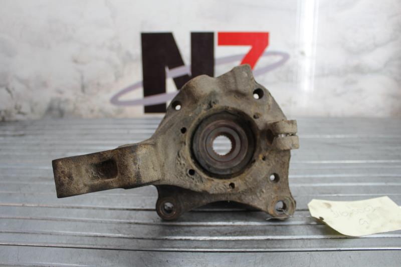 Fusee avant gauche RENAULT R21 PHASE 2 Diesel - 1