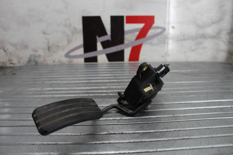 Pedale acceleratore RENAULT CLIO 3 PHASE 1  - 1