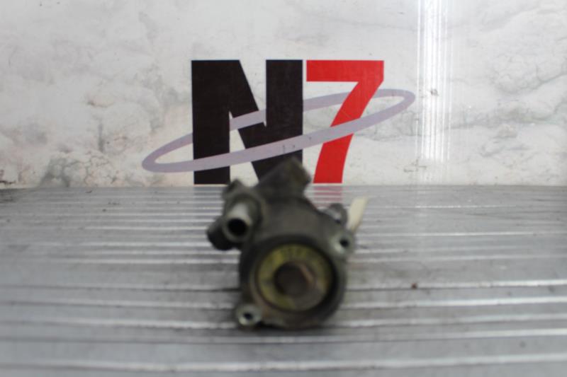Pompe de direction VOLKSWAGEN POLO 3 PHASE 2 Essence - 1