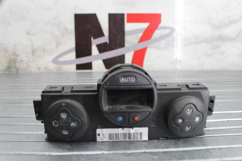 Commande chauffage RENAULT MEGANE 2 PHASE 1 BREAK Diesel - 1