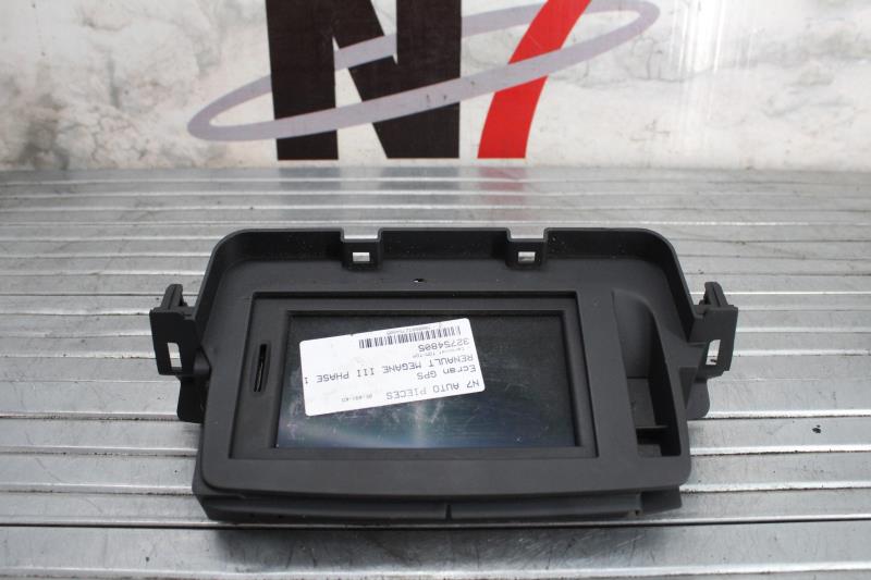 Ecran GPS RENAULT MEGANE 3 PHASE 1 Diesel - 1