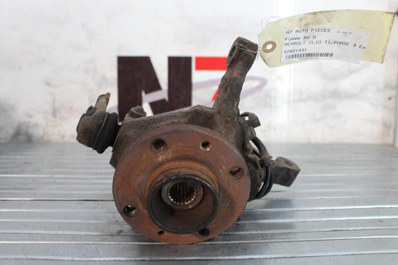Fusee avant droit RENAULT CLIO 2 PHASE 2 Diesel - 1