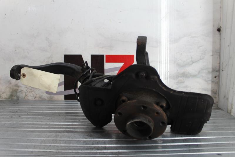 Fusee avant gauche ALFA ROMEO 156 PHASE 1 BREAK Diesel - 1