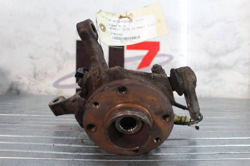 Fusee avant gauche RENAULT CLIO 2 PHASE 2 Diesel - 1