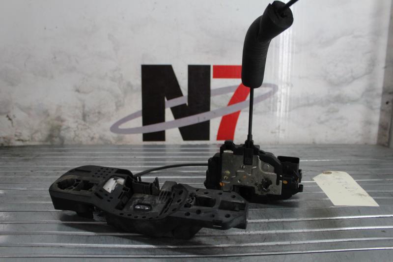 Serratura posteriore sinistra RENAULT MEGANE 3 PHASE 1 Diésel - 1