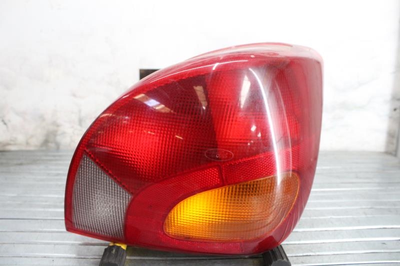 Fanale posteriore principale destro (luci) FORD FIESTA 4 PHASE 1 Gasolina - 1