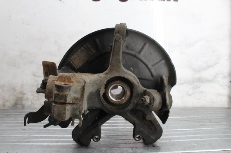 Fusee avant droit VOLKSWAGEN FOX Diesel - 1