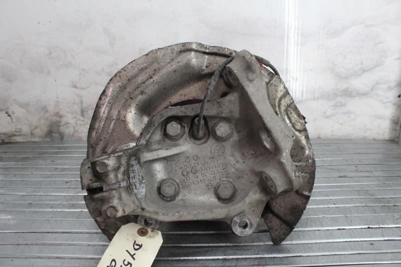 Fusee avant gauche BMW SERIE 1 E87 PHASE 2 Diesel - 1