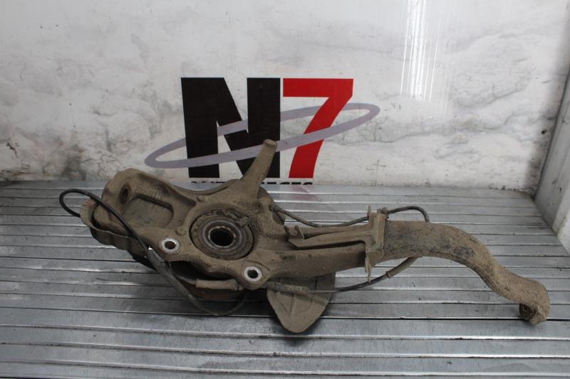 Fusee avant gauche ALFA ROMEO 147 PHASE 1 Essence - 1