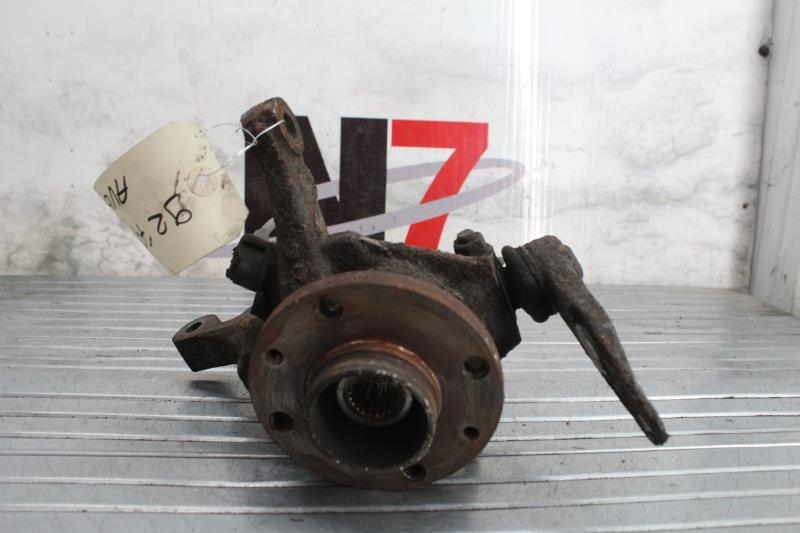 Fusee avant gauche RENAULT CLIO 2 PHASE 2 Diesel - 1