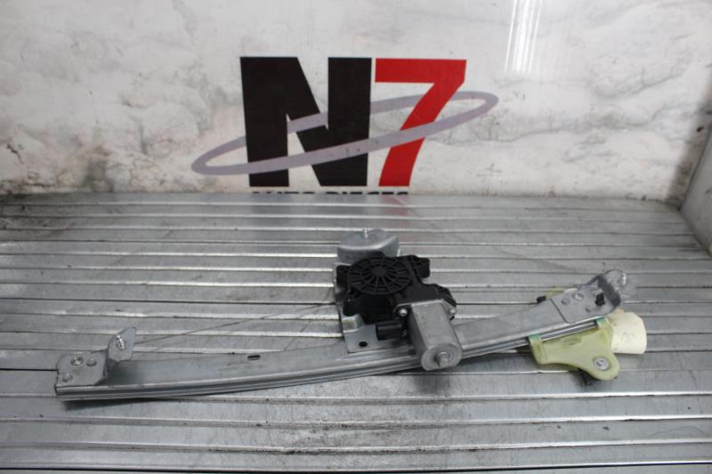 Motore alzacristalli anteriore destro RENAULT CLIO 4 PHASE 2 Gasolina - 1