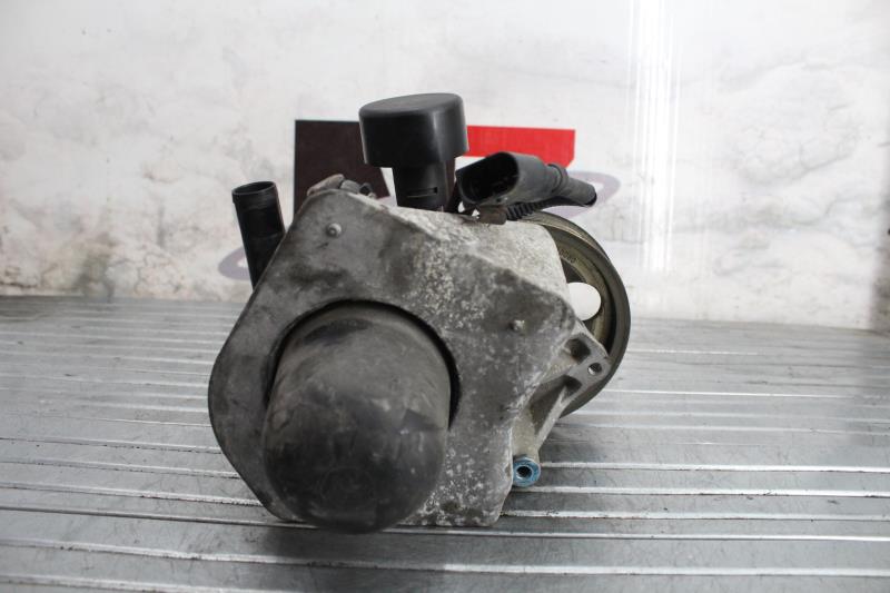 Pompe de direction PEUGEOT 307 PHASE 1 CABRIOLET Essence - 1