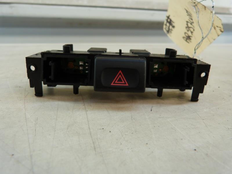 Bouton de warning JAGUAR X-TYPE PHASE 1 Essence - 1