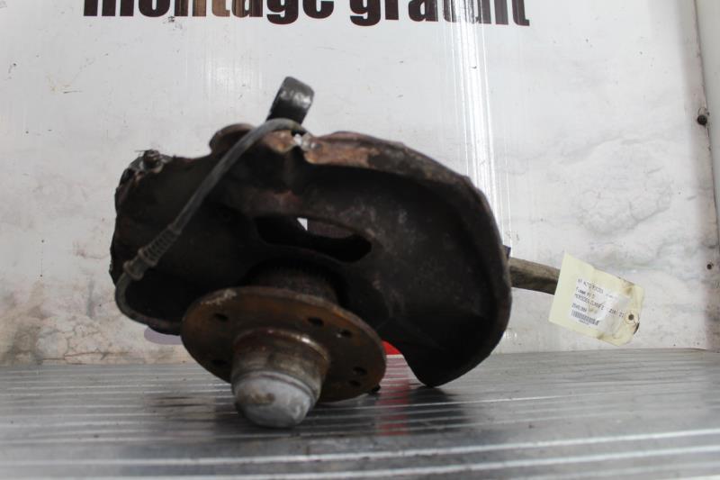 Fusee avant droit MERCEDES CLASSE E 210 PHASE 2 Diesel - 1