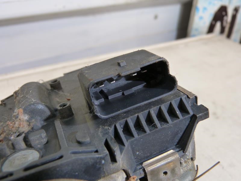 Motore tergicristallo anteriore sinistro PEUGEOT 407 PHASE 1 BREAK Diésel - 1