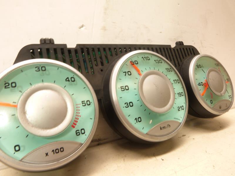 Compteur CITROEN C8  - 1