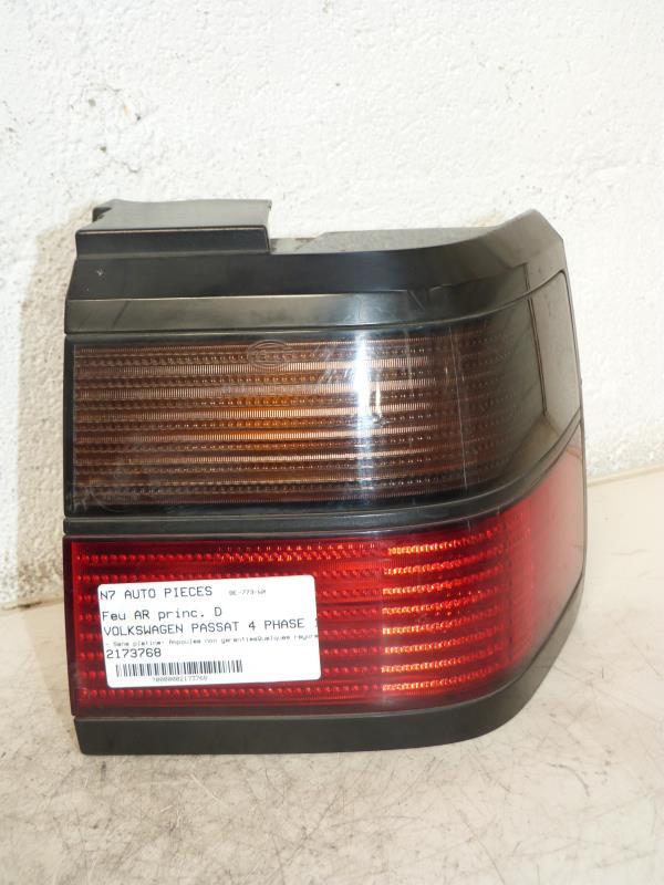 Fanale posteriore principale destro (luci) VOLKSWAGEN PASSAT 4 PHASE 1 Diésel - 1