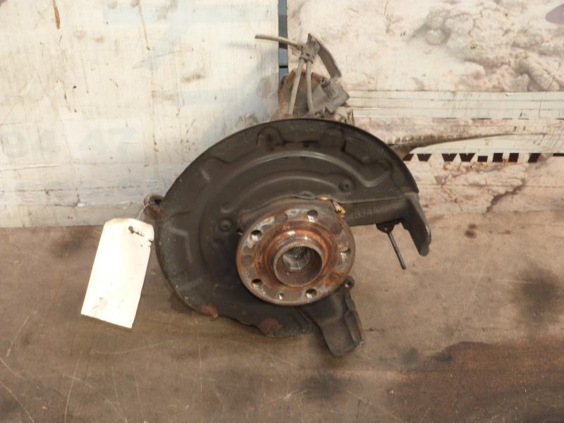 Fusee avant droit VOLKSWAGEN GOLF 7 PHASE 1 Diesel - 1