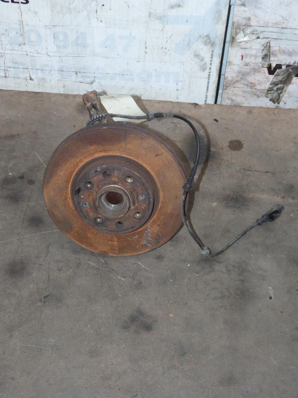 Fusee avant droit OPEL CORSA D PHASE 1 Diesel - 1