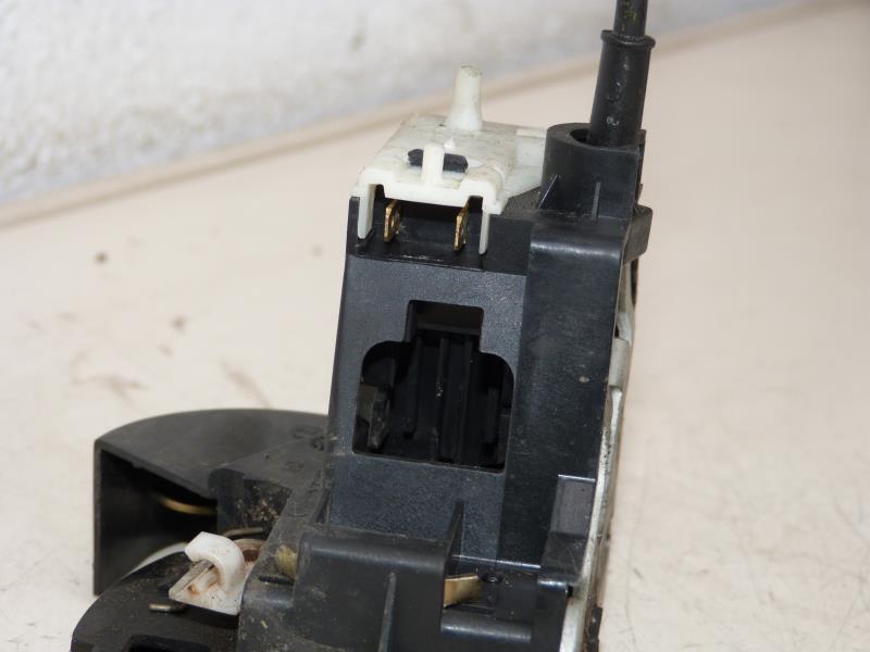 Serrure avant droit RENAULT CLIO 2 PHASE 2 Essence - 1