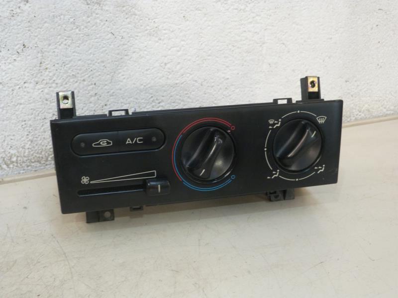Commande chauffage PEUGEOT 406 PHASE 1 BREAK Diesel - 1
