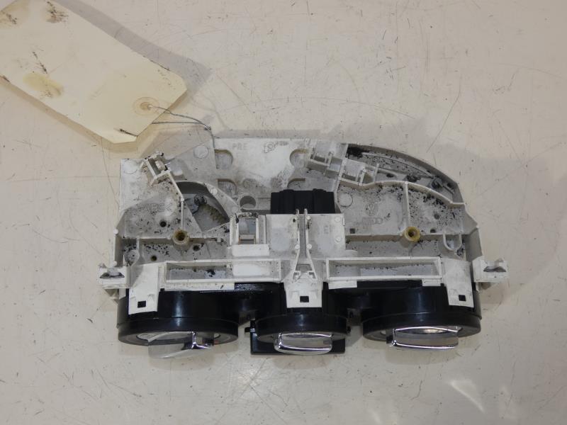 Commande chauffage VOLKSWAGEN POLO 3 PHASE 2 Essence - 1