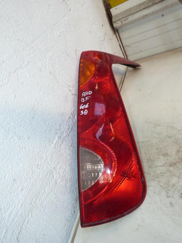 Fanale posteriore principale destro (luci) NISSAN NOTE 1 PHASE 1 Diésel - 1