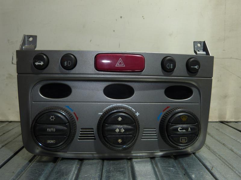 Commande chauffage ALFA ROMEO GT COUPE Diesel - 1