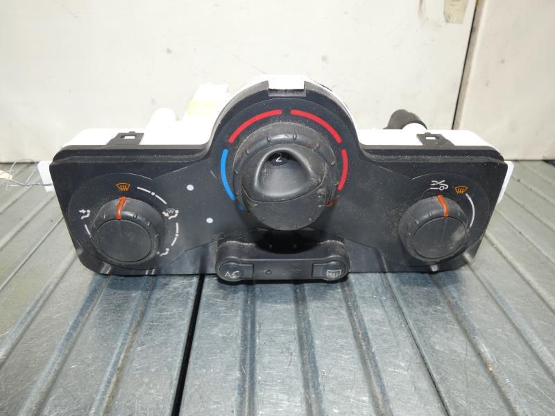 Commande chauffage RENAULT CLIO 3 PHASE 1 Diesel - 1