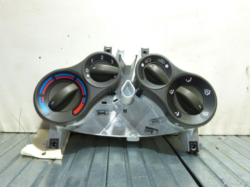 Commande chauffage FIAT PANDA 2 Diesel - 1