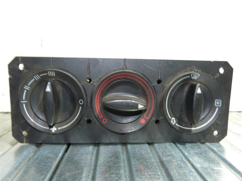 Commande chauffage AUDI A4 1 PHASE 1  - 1