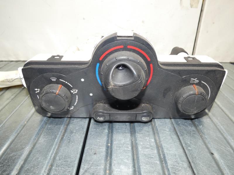 Commande chauffage RENAULT MODUS PHASE 1 Diesel - 1