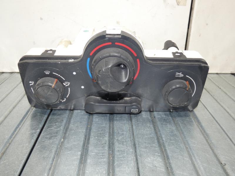 Commande chauffage RENAULT MODUS PHASE 1 Diesel - 1