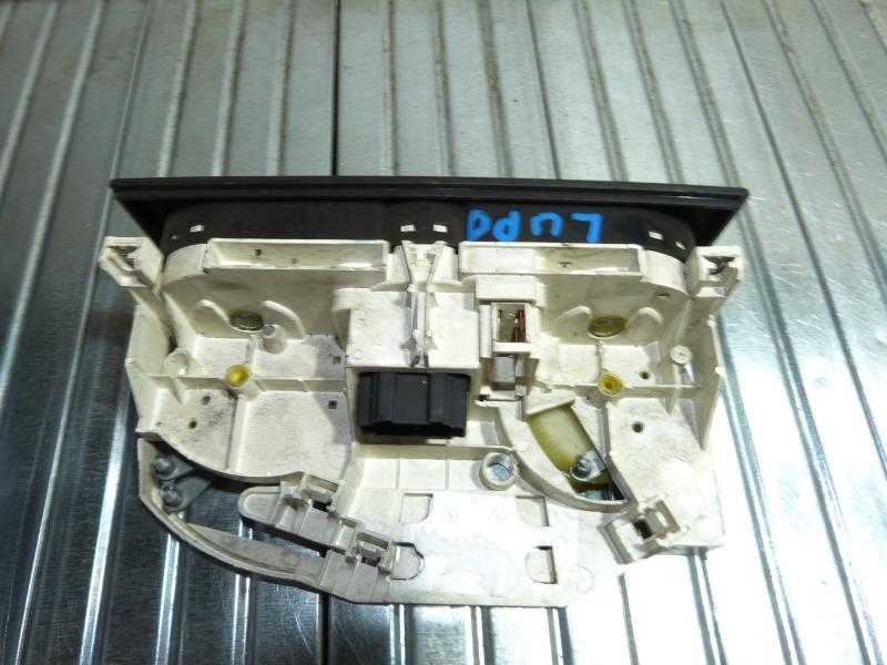 Commande chauffage VOLKSWAGEN POLO 3 PHASE 2 Essence - 1
