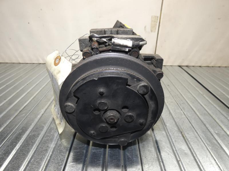 Compresseur clim RENAULT CLIO 2 PHASE 1 Essence - 1