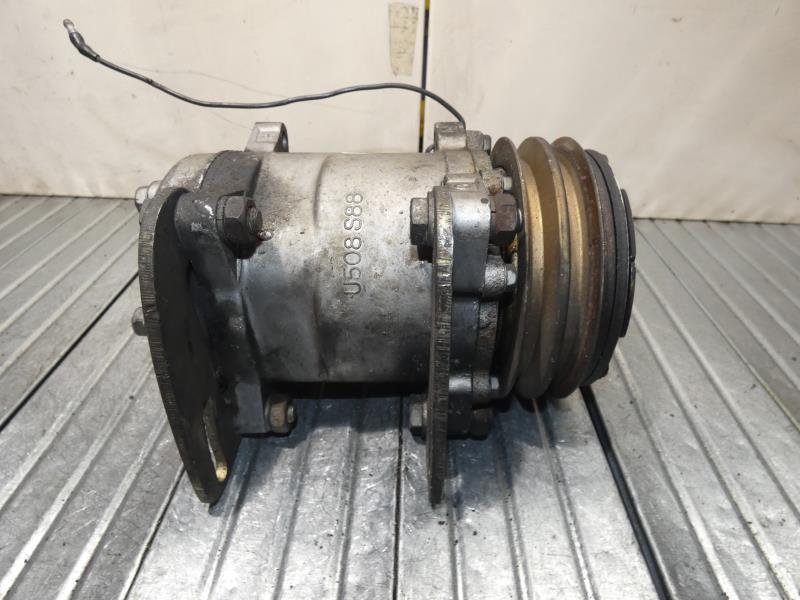Compresseur clim BMW SERIE 5 E34 Diesel - 1