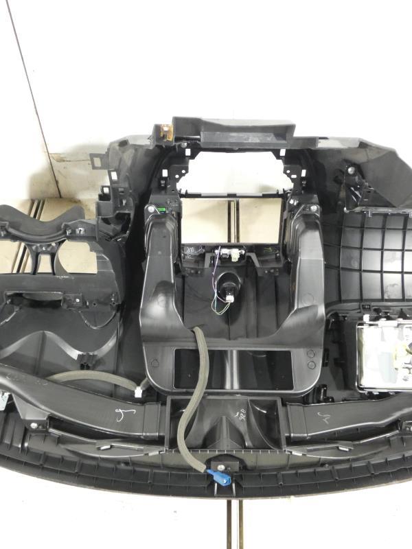 Tableau de bord NISSAN JUKE 1 PHASE 1 Diesel - 1