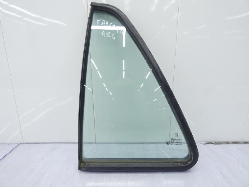 Ventanilla triangular trasera izquierda (puerta) PEUGEOT 205 PHASE 2 Diésel - 1
