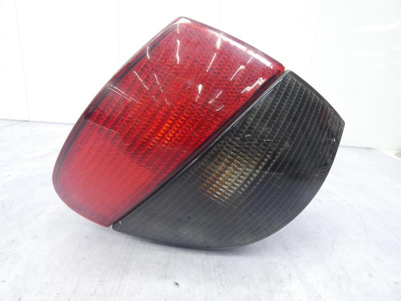 Fanale posteriore principale sinistro (luci) PEUGEOT 406 PHASE 1 BREAK Diésel - 1
