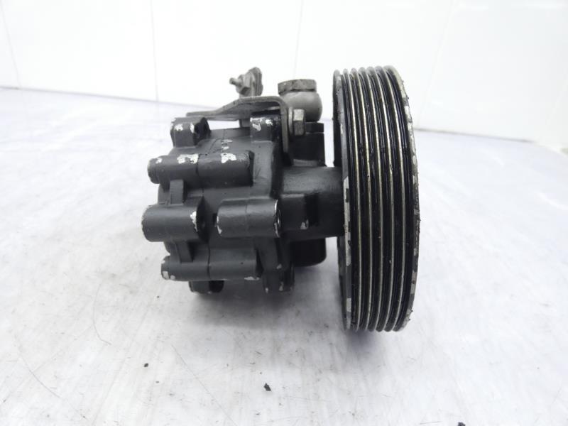 Pompe de direction PEUGEOT 407 PHASE 1 Diesel - 1