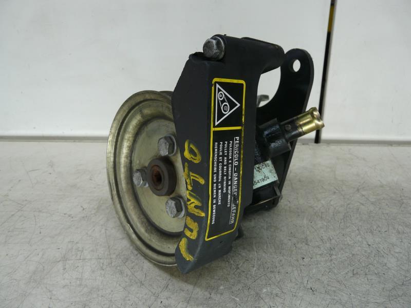 Pompe de direction FIAT PUNTO 1 Essence - 1