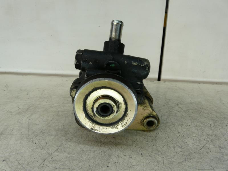 Pompe de direction PEUGEOT 405  - 1