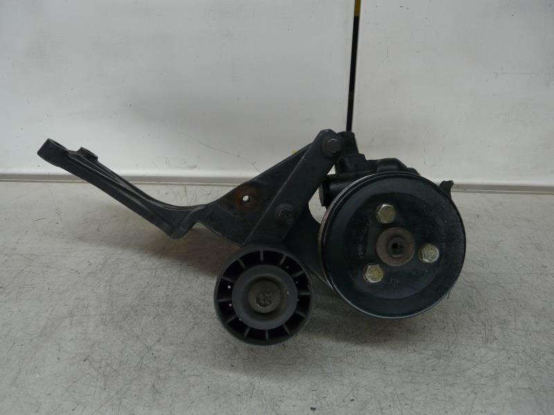 Pompe de direction FORD FIESTA 4  - 1