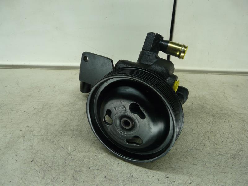 Pompe de direction FORD FIESTA 4  - 1