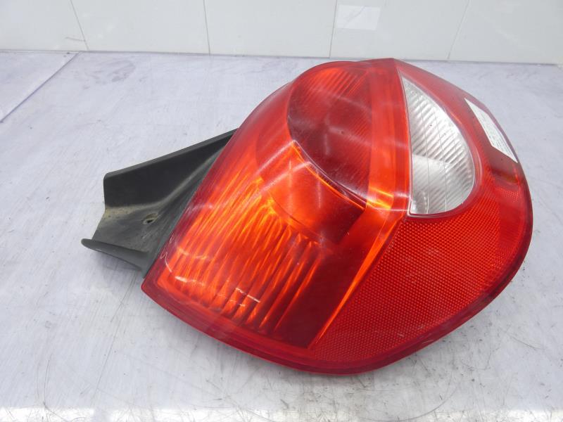 Fanale posteriore principale sinistro (luci) RENAULT CLIO 3 PHASE 1 Diésel - 1