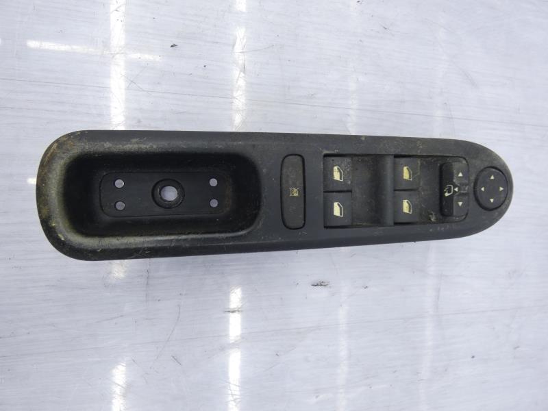Interruttore lavacristalli anteriore sinistro PEUGEOT 407 PHASE 1 Diésel - 1