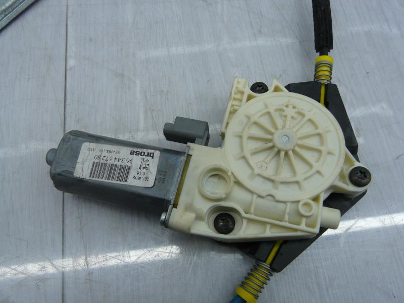 Alzacristalli elettrico anteriore destro PEUGEOT 307 Diésel - 1
